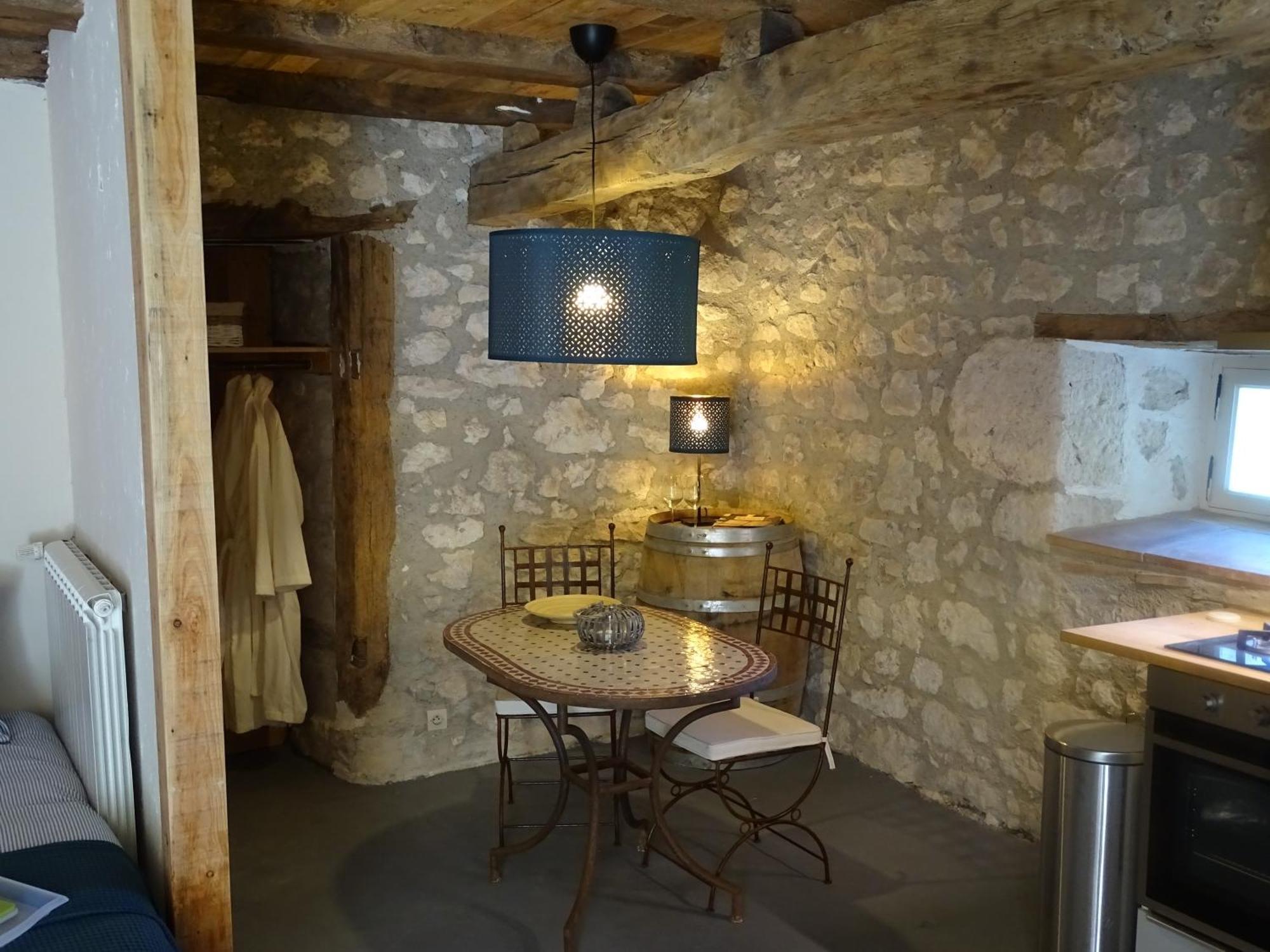 Cave Le Vieux Manoir Apartamento Valeilles Exterior foto
